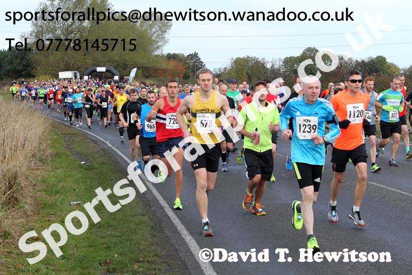 Start of the Morpeth to Newcastle Marathon. Photo: David T. Hewitson/Sports for All Pics